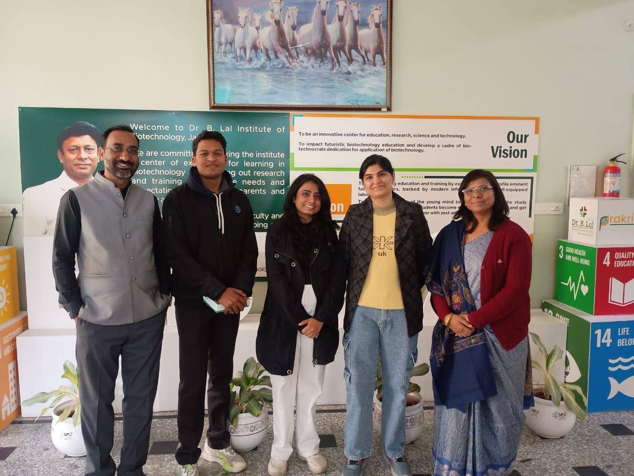 We had the pleasure of welcoming three outstanding alumni of BIBT. Kalash Mangtani shared her incredible achievement of joining the IIT, Delhi, for her PhD. Lokesh Sureliya and Kritika Soni have successfully developed an IVF Training Simulator, an innovation that has received approvals, along with office space support from iStart Rajasthan.