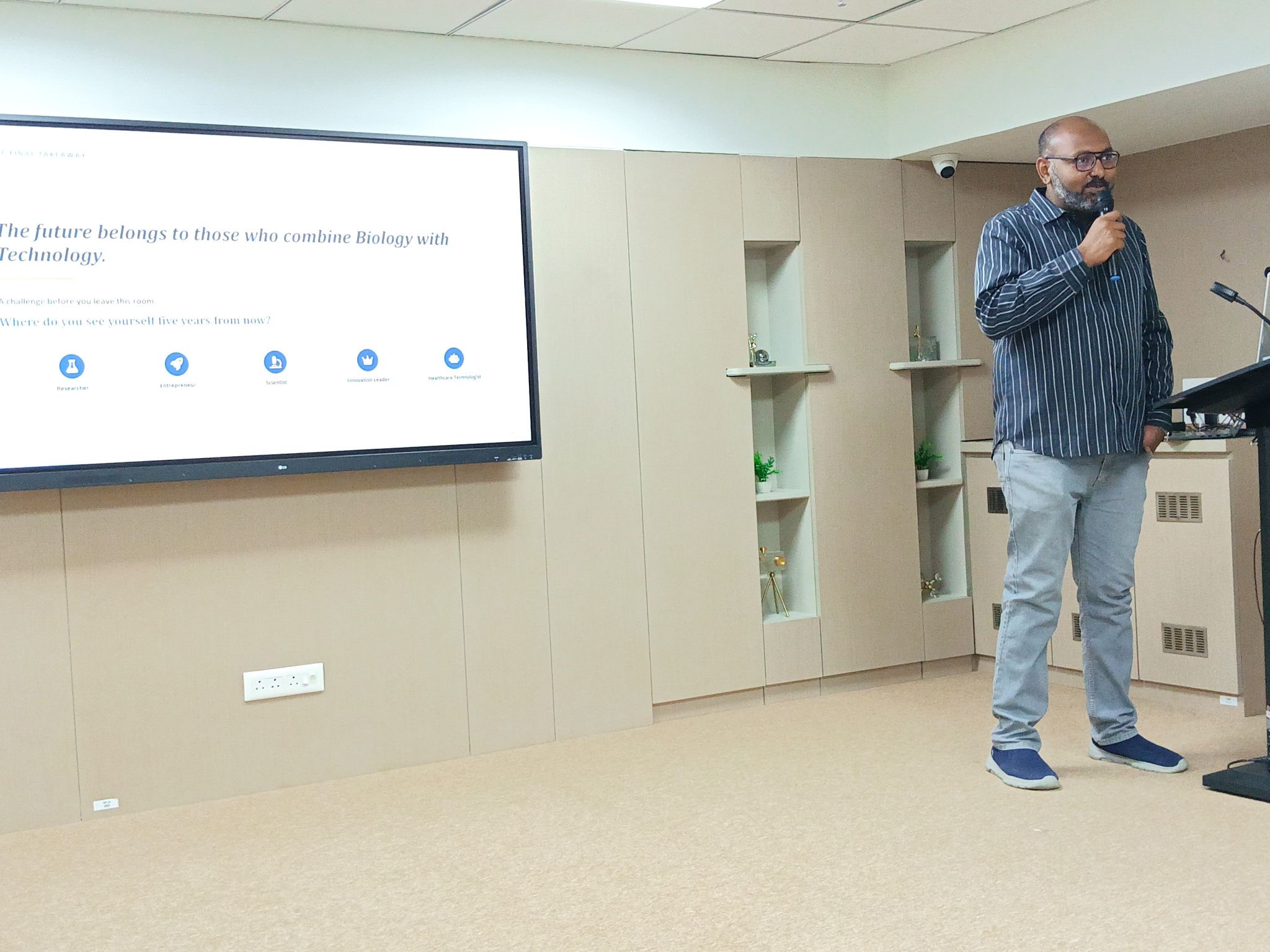 As part of our Orientation Week 2026, students attended an engaging session on "Introduction to Medical Biotechnology: Exploring the Intersection of Biology and Medicine for a Healthier Tomorrow" conducted by Dr Karan Maurya and Ms Charvika Sankhla.