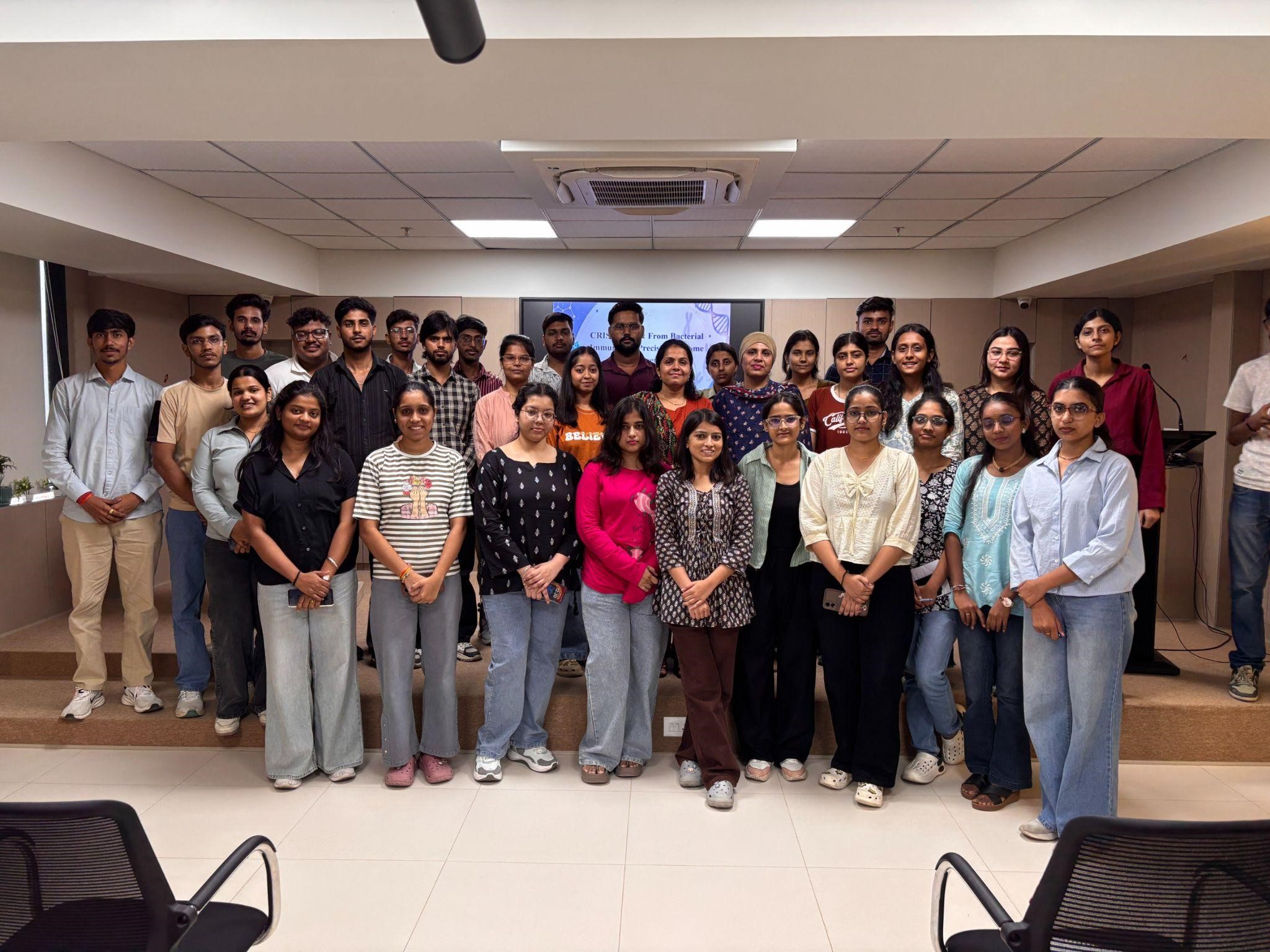 We are delighted to share the successful completion of an insightful Expert Session on “CRISPR-Cas9: From Discovery to Real-World Applications.” The session offered our students an opportunity to explore the fascinating journey of CRISPR-Cas9—from its scientific discovery to its transformative applications in modern biotechnology.